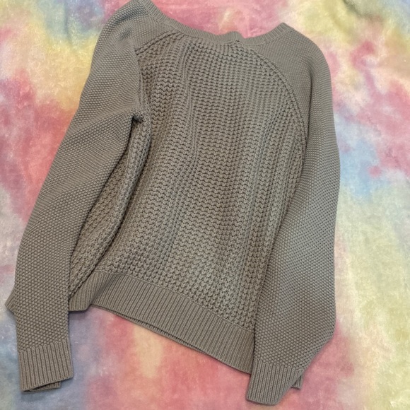 Forever 21 Long Sleeve Pullover - Picture 8 of 8